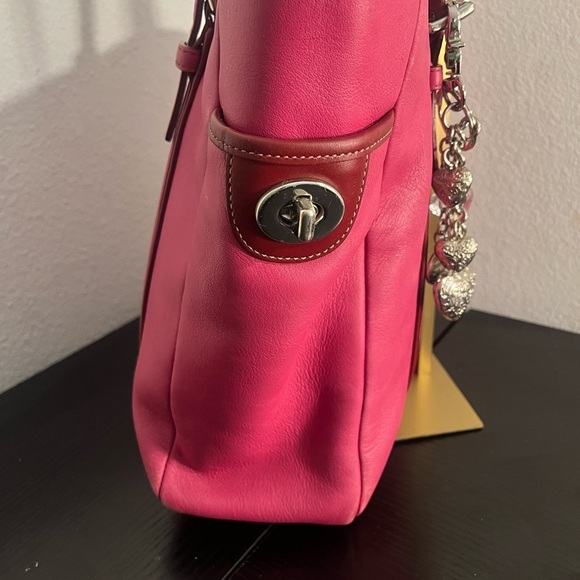 💖 Y2K (2005) Coach Fuchsia Leather Tote Bag - Picture 8 of 14